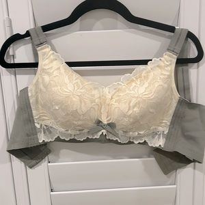 Wireless Full Coverage Lace Bra with Bow